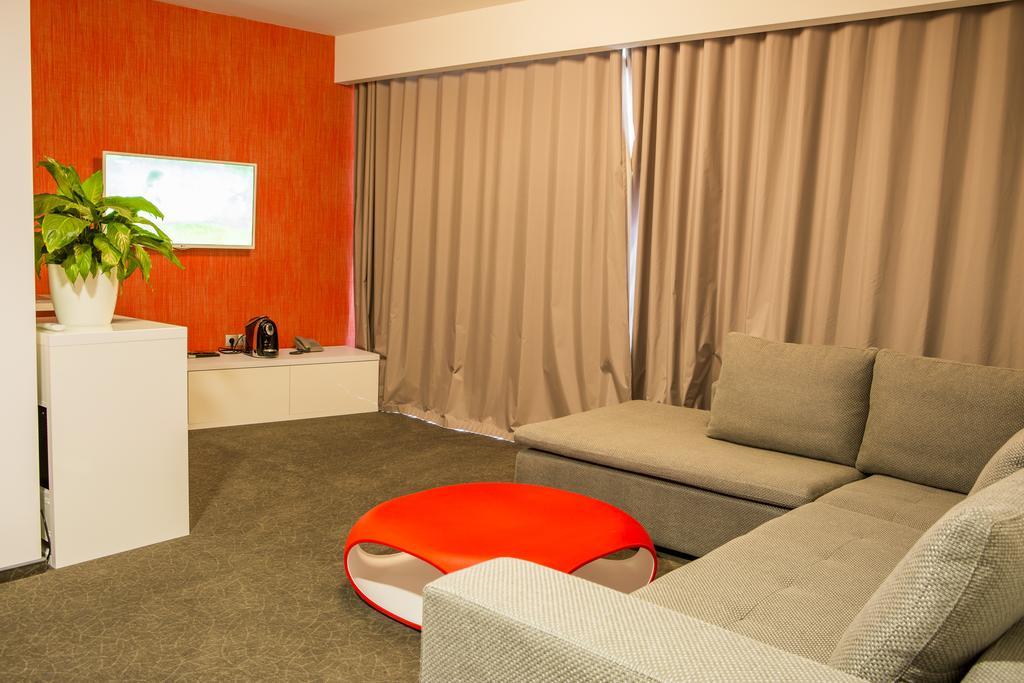 Hotel Tempo Târgu-Mureş Zimmer foto
