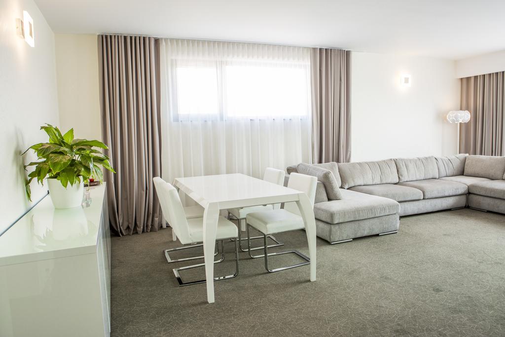 Hotel Tempo Târgu-Mureş Zimmer foto